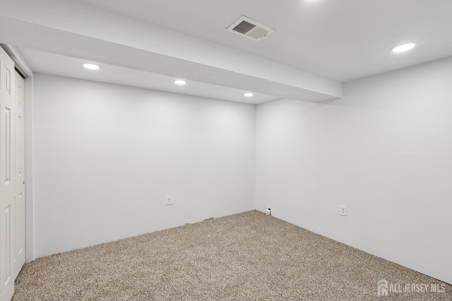 3 Duke Lane Hazlet, NJ 07730 - Photo 17 of 46 a view of a room