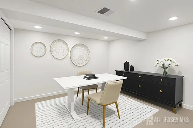 $615,000 | 3 Duke Lane, Hazlet, NJ 07730