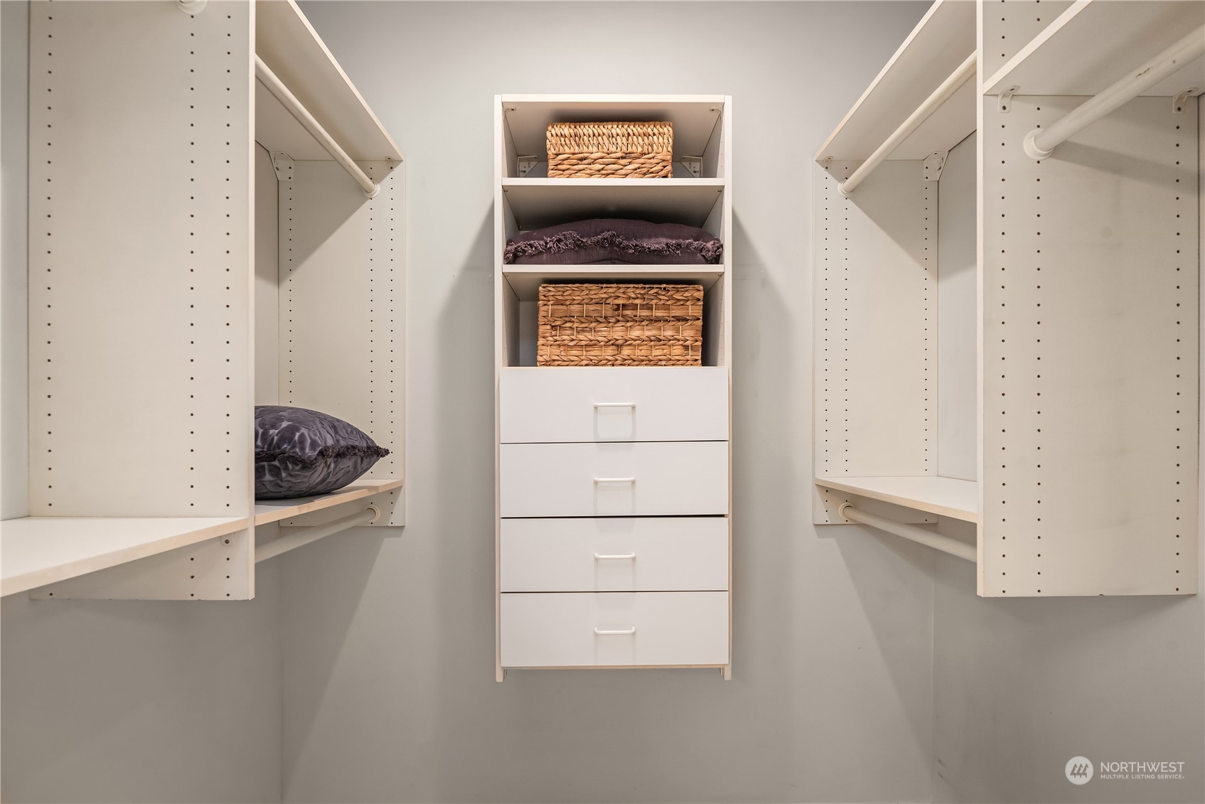 2349 Harbor Avenue Southwest, Unit 705 Seattle, WA 98126 - Photo 27 of 34 a view of walk in closet with cabinet