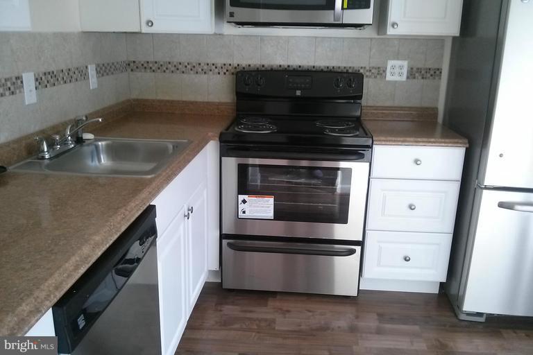 17810 Buehler Road, Unit 3C4 Olney, MD 20832 - Photo 1 of 1 Kitchen