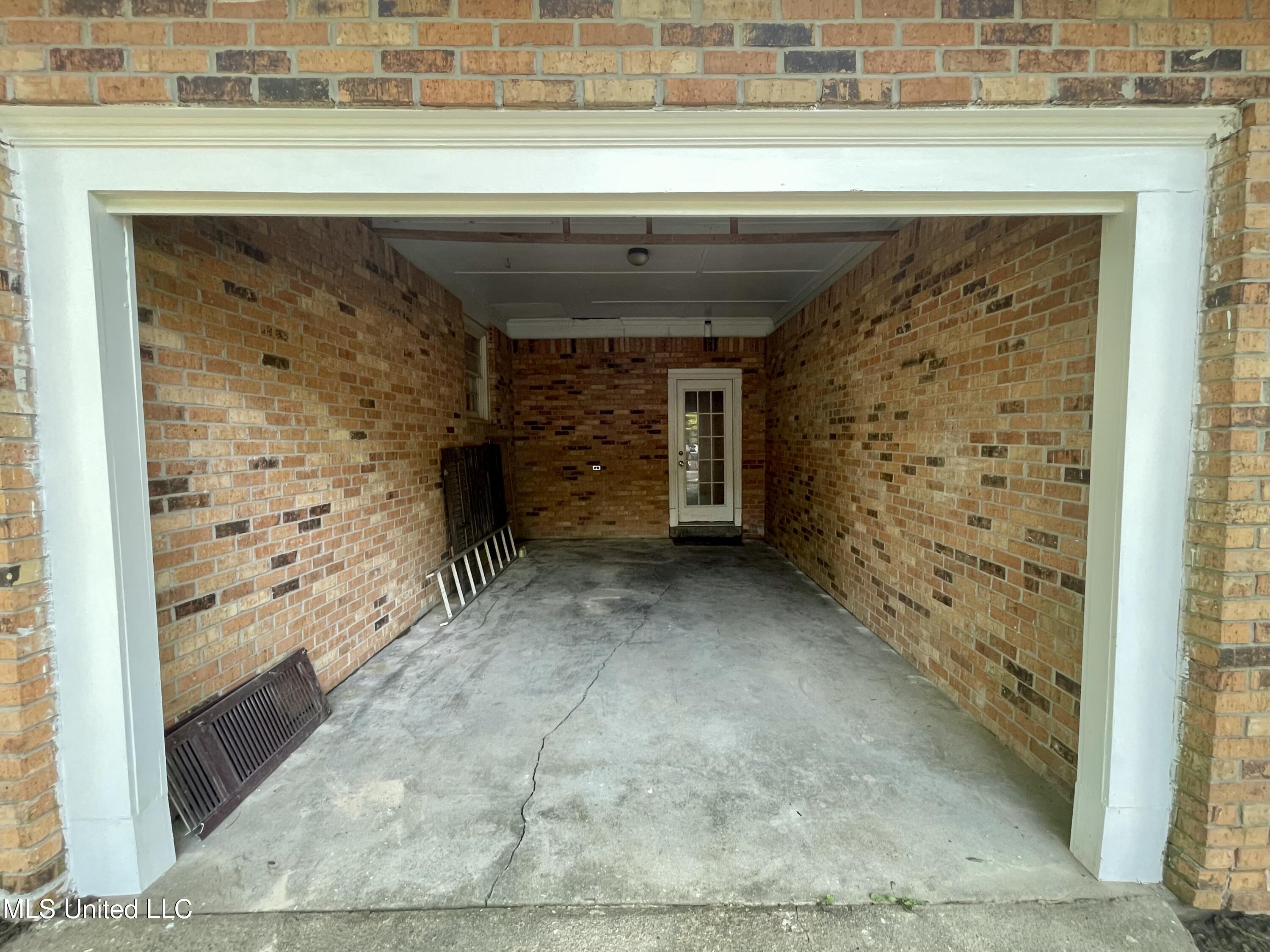 1103 North Yale Street Cleveland, MS 38732 - Photo 15 of 19 IMG_7930