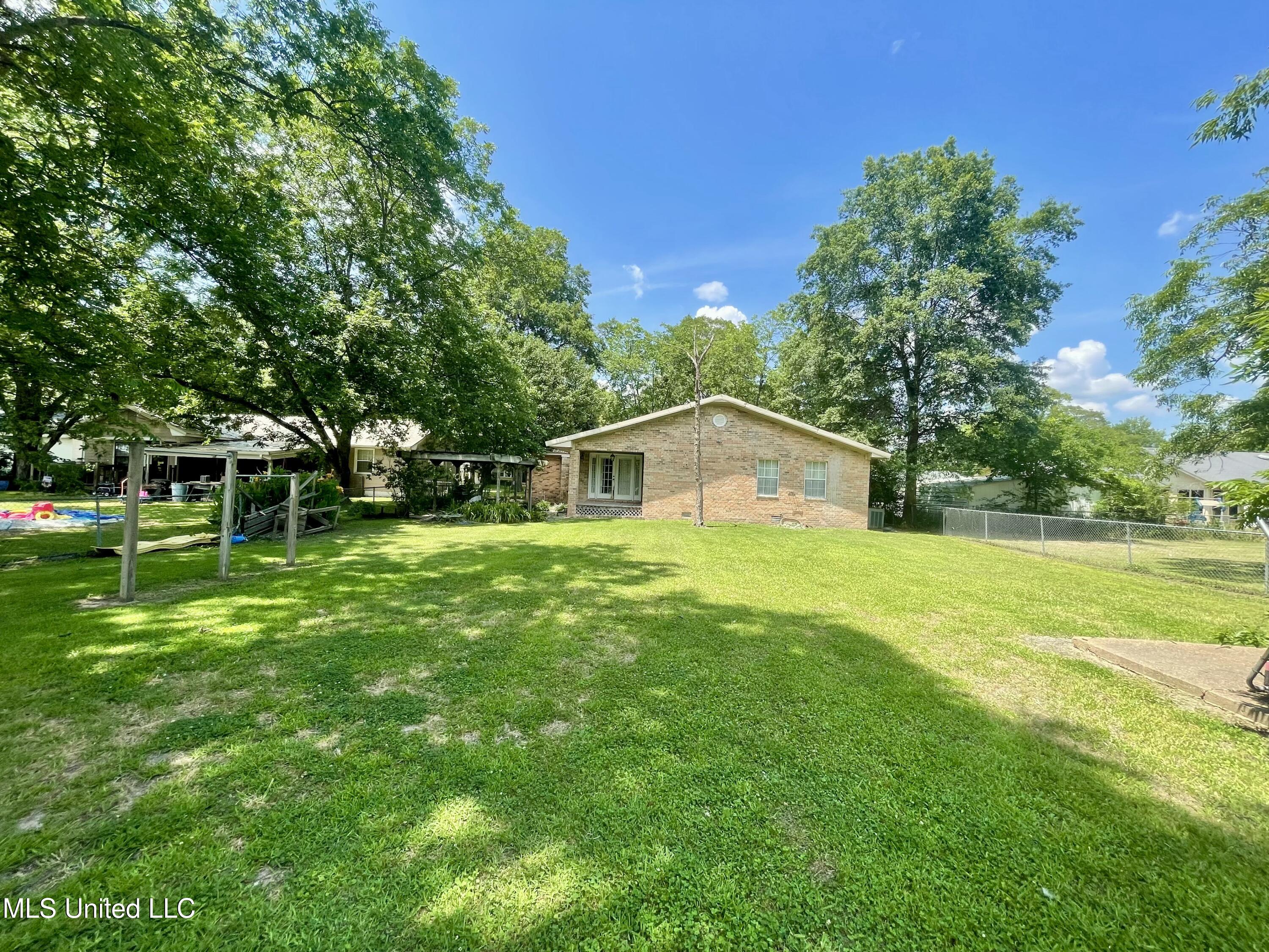 1103 North Yale Street Cleveland, MS 38732 - Photo 19 of 19 IMG_7931