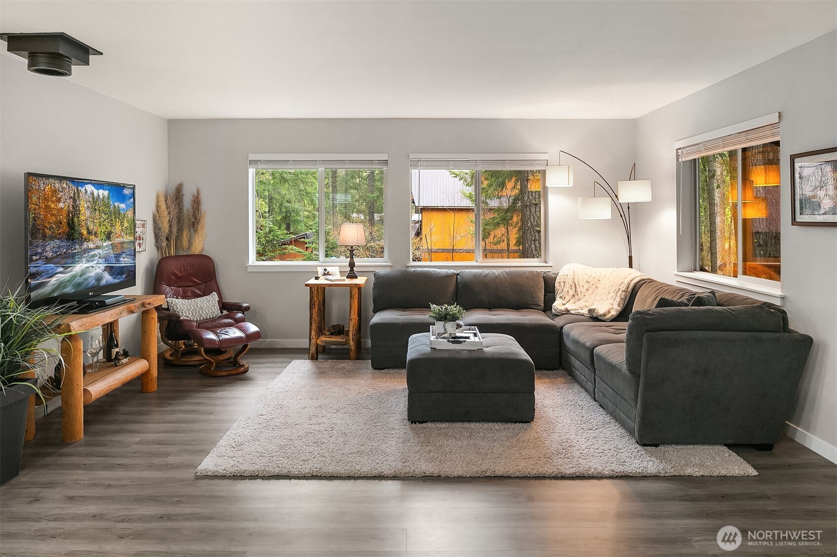 41 Rally Way Easton, WA 98925 - Photo 10 of 26