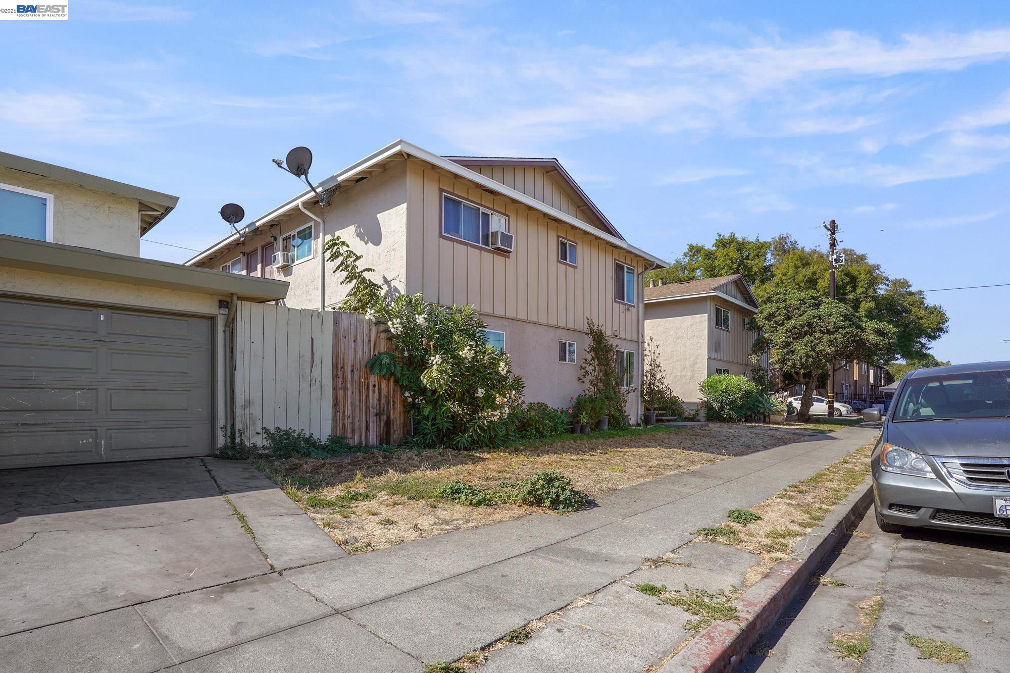 3410 Rolison Road Redwood City, CA 94063 - Photo 3 of 10 Gallery Image 3