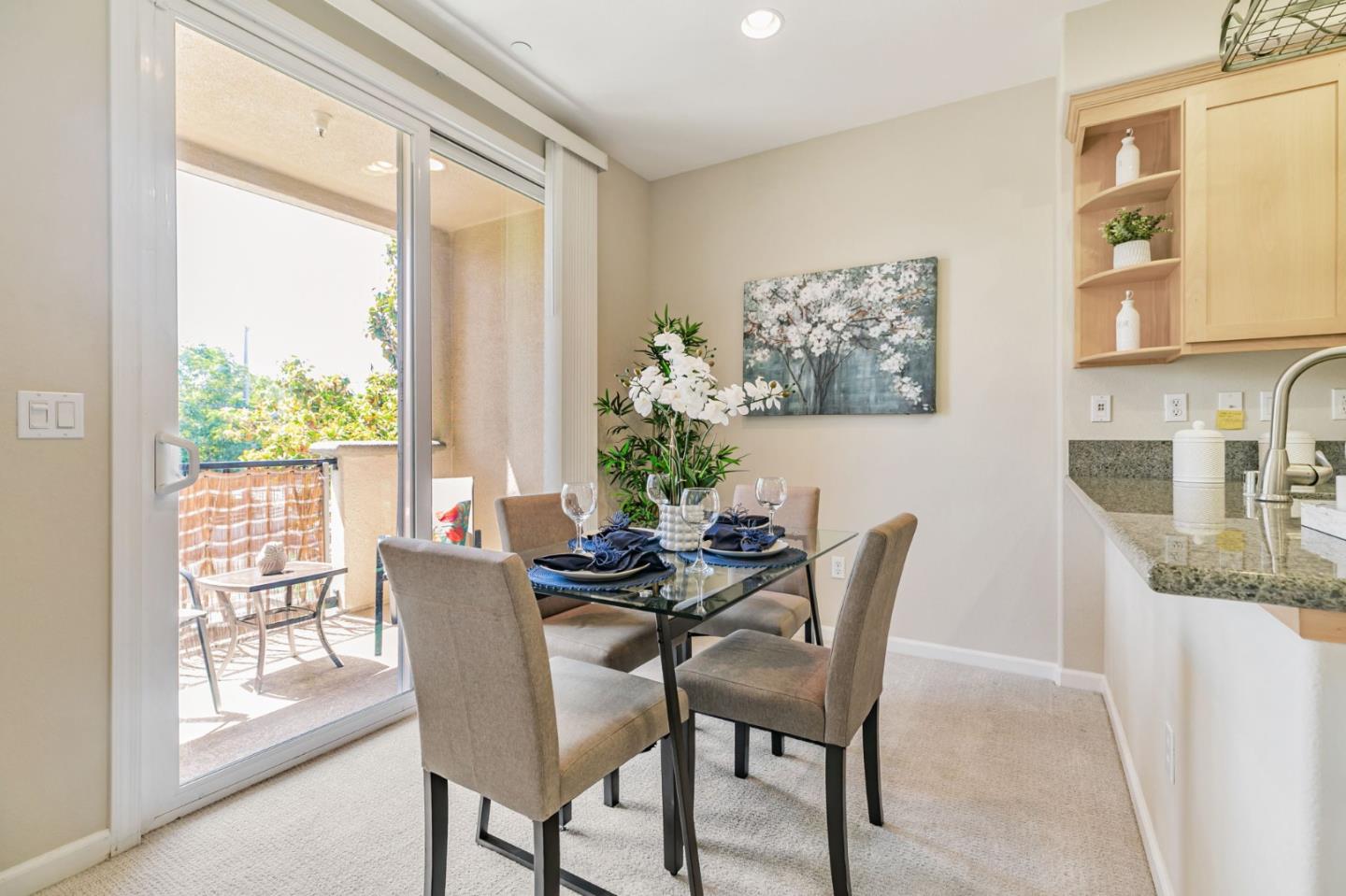 2070 Almaden Road San Jose, CA 95125 - Photo 25 of 49 a dining room with furniture and window