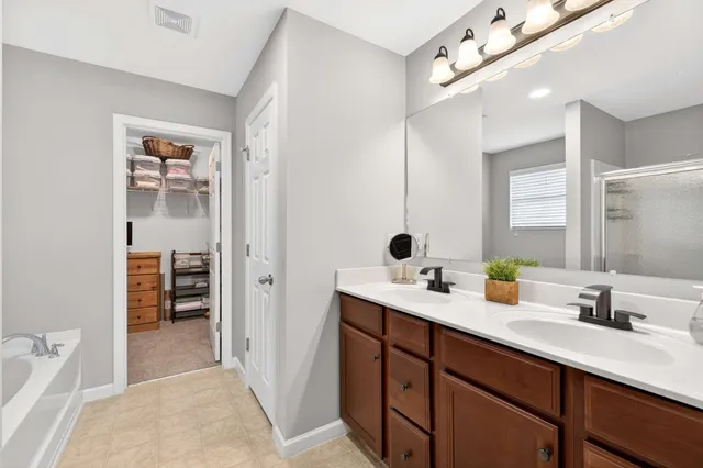 $479,900 | 3121 Castleton Drive, Murfreesboro, TN 37128