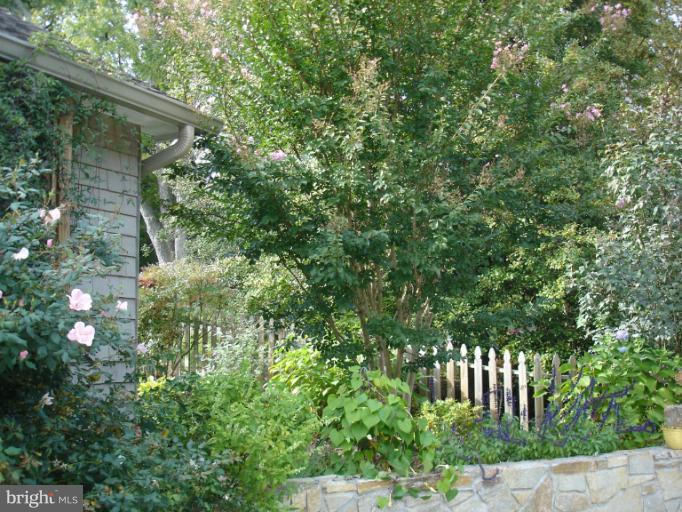 405 Garrison Forest Road Owings Mills, MD 21117 - Photo 10 of 27 Garden