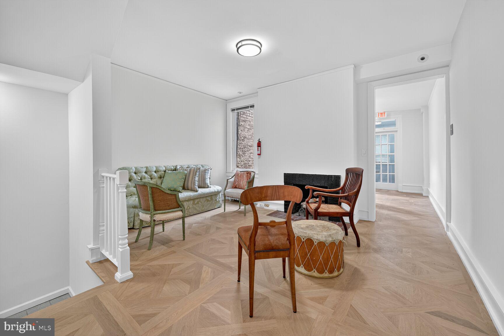 1656 33rd Street Northwest Washington, DC 20007 - Photo 4 of 14