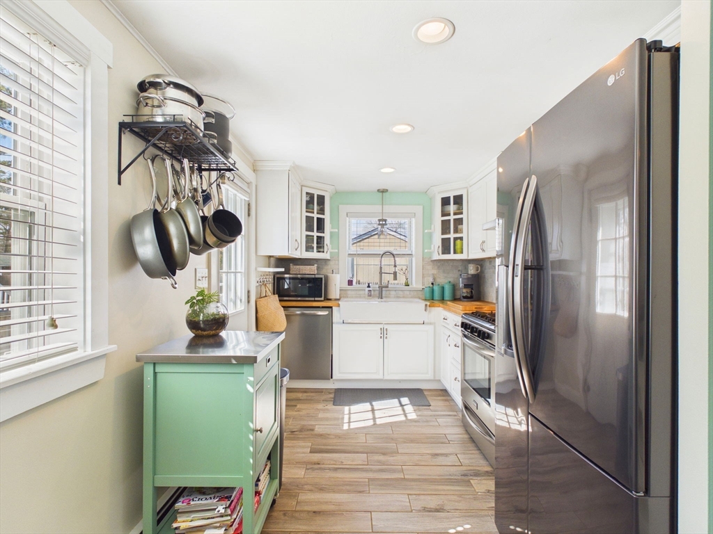 3 Hazel Street Wareham, MA 02571 - Photo 13 of 39