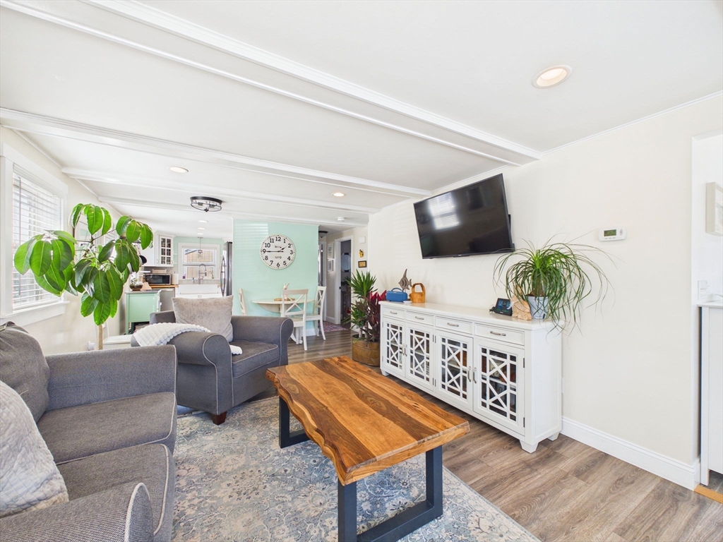 3 Hazel Street Wareham, MA 02571 - Photo 5 of 39