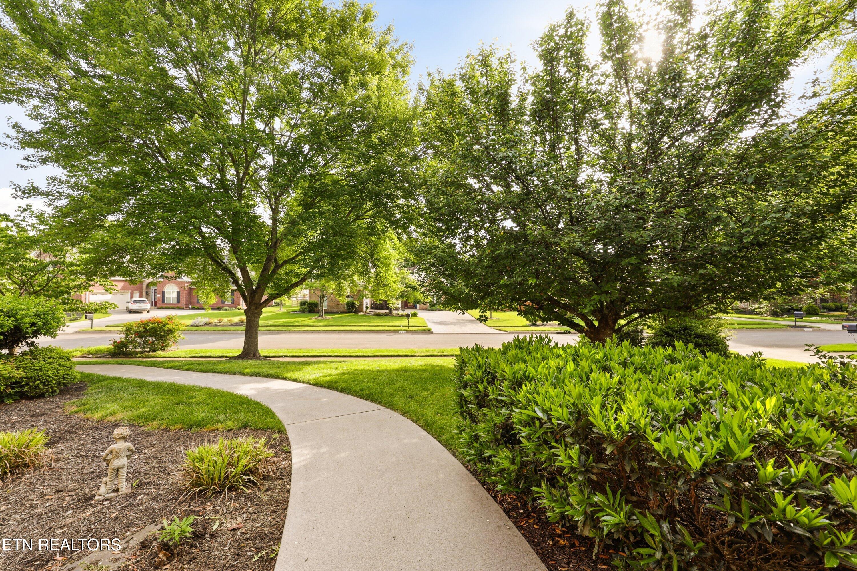 219 Shadowfax Road Farragut, TN 37934 - Photo 29 of 33 219 Shadowfax Rd41