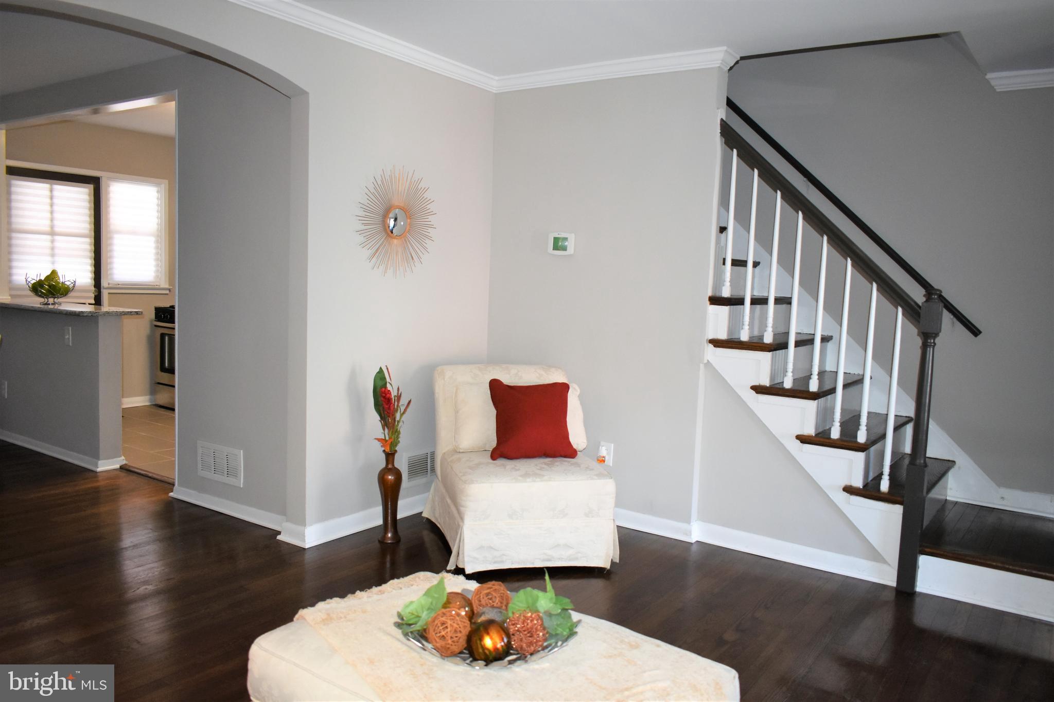 8062 Wallace Road Baltimore, MD 21222 - Photo 3 of 20