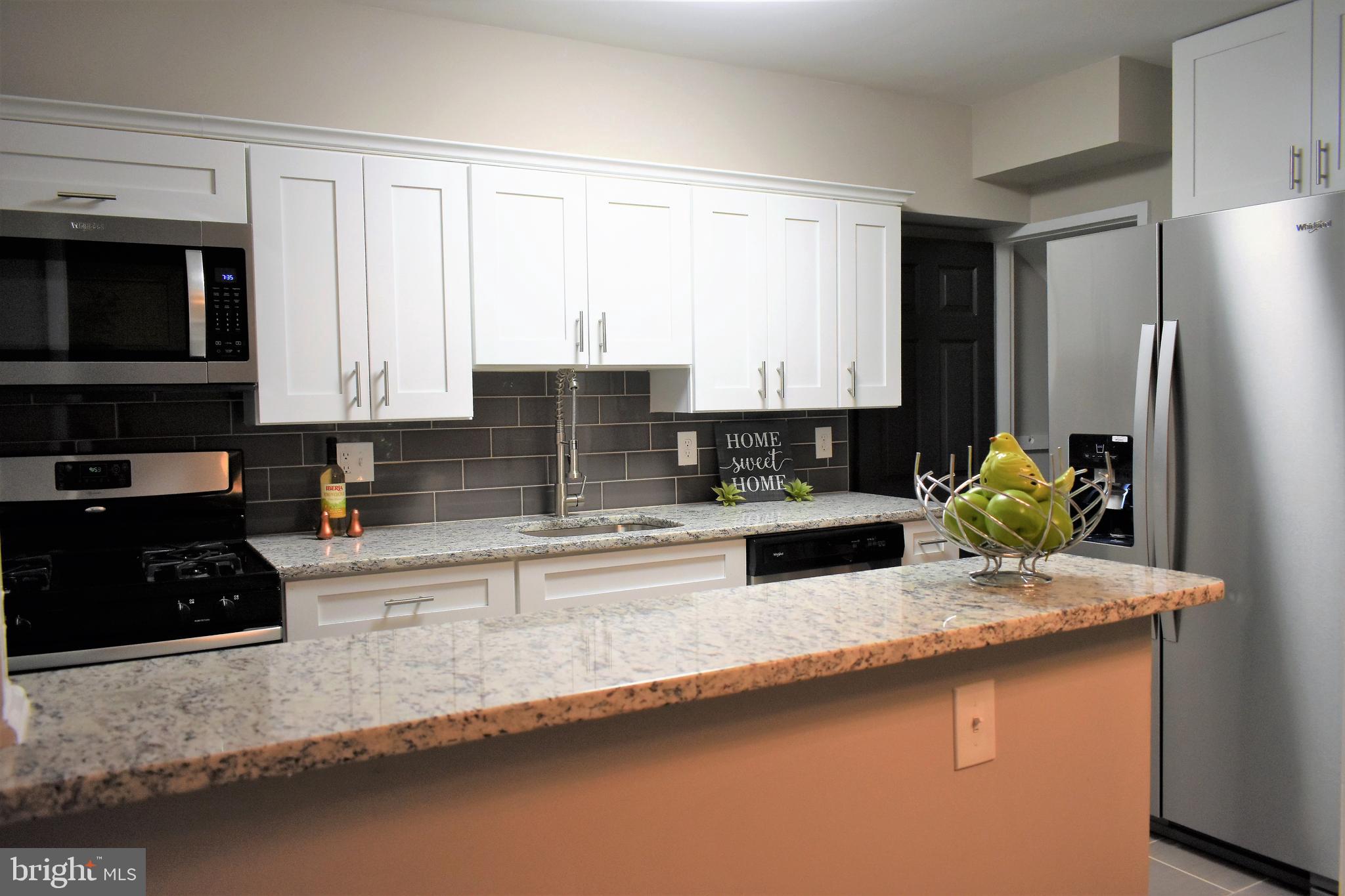 8062 Wallace Road Baltimore, MD 21222 - Photo 5 of 20
