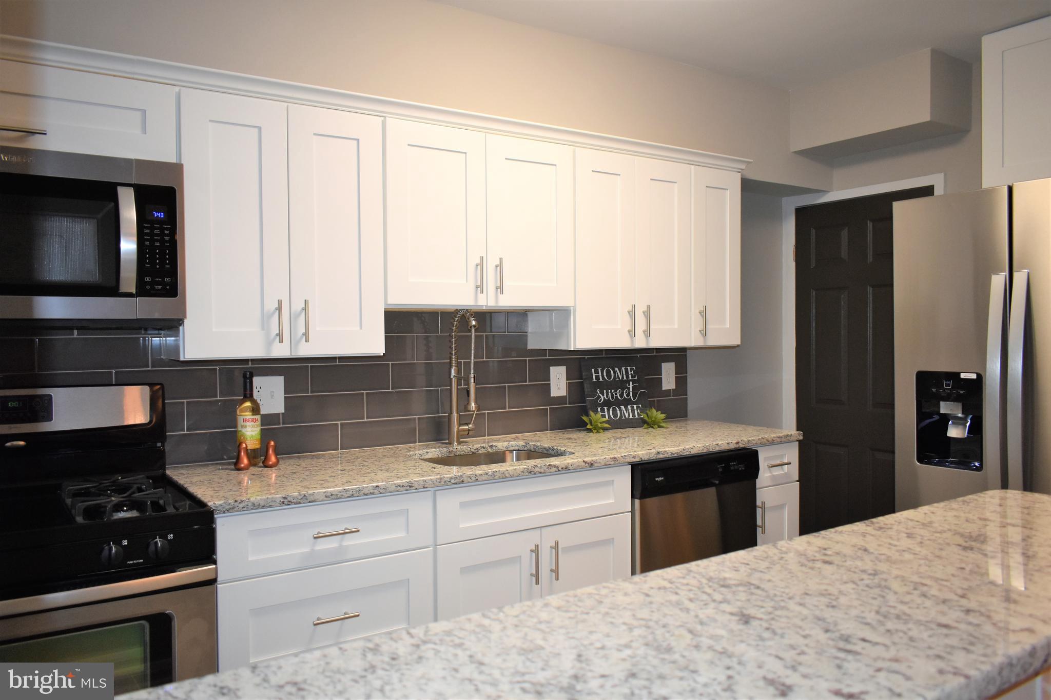 8062 Wallace Road Baltimore, MD 21222 - Photo 6 of 20