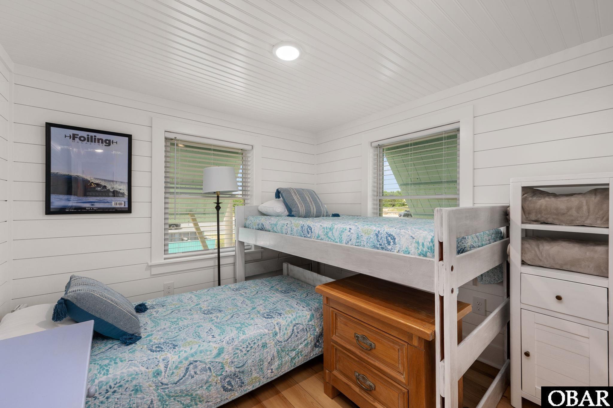 104 East Soundside Road Nags Head, NC 27959 - Photo 10 of 17 Bedroom