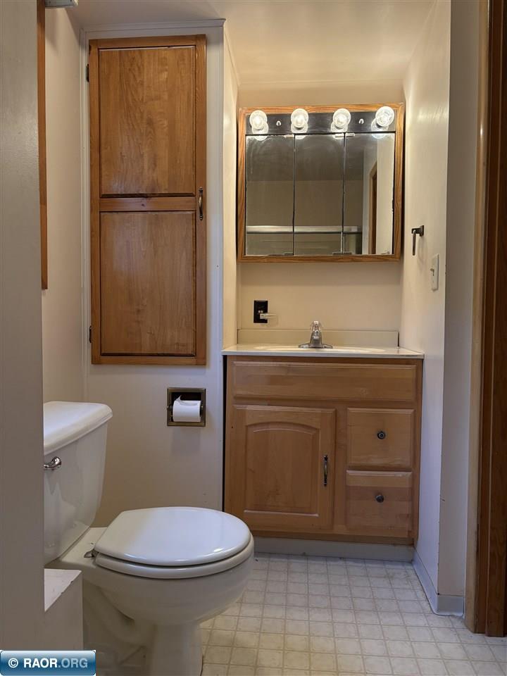 429 4th Street Southwest Chisholm, MN 55719 - Photo 15 of 29