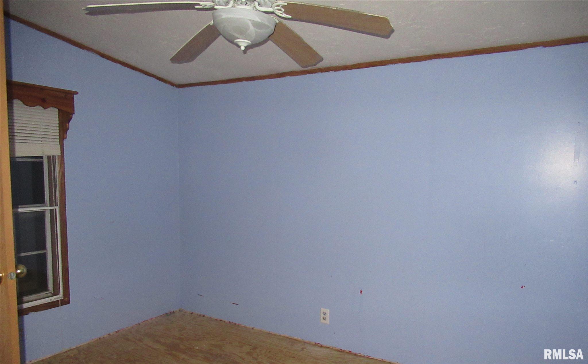 1275 Webb Road Marion, IL 62959 - Photo 9 of 10 Gallery Image 9