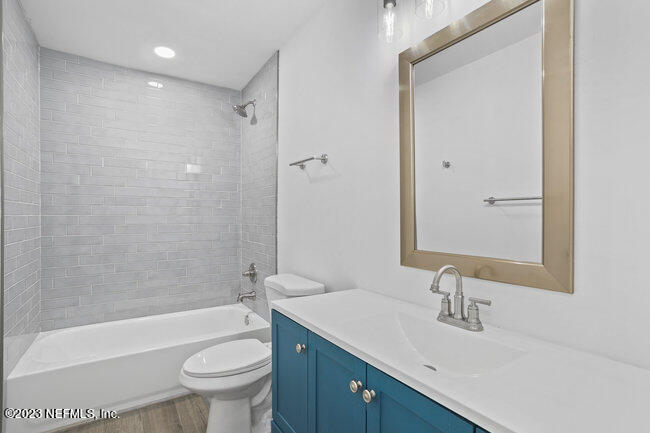 3167 Dothan Road Green Cove Springs, FL 32043 - Photo 14 of 33 Bathroom 1