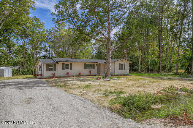 3167 Dothan Road Green Cove Springs, FL 32043 - Photo 3 of 33 Drive way