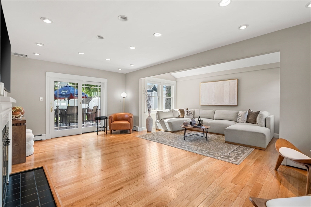 12 Sunset Road Stoneham, MA 02180 - Photo 3 of 42