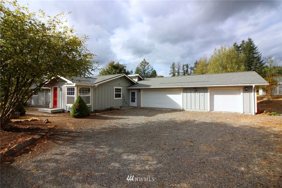 6810 Condor Loop Northeast Olympia, WA 98516 - Photo 2 of 25