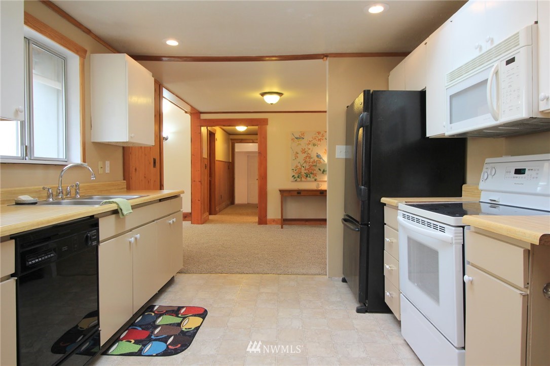 6810 Condor Loop Northeast Olympia, WA 98516 - Photo 8 of 25