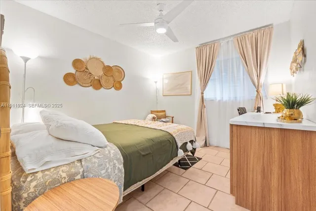 $5,500 | 2650 Scott Street, Hollywood, FL 33020