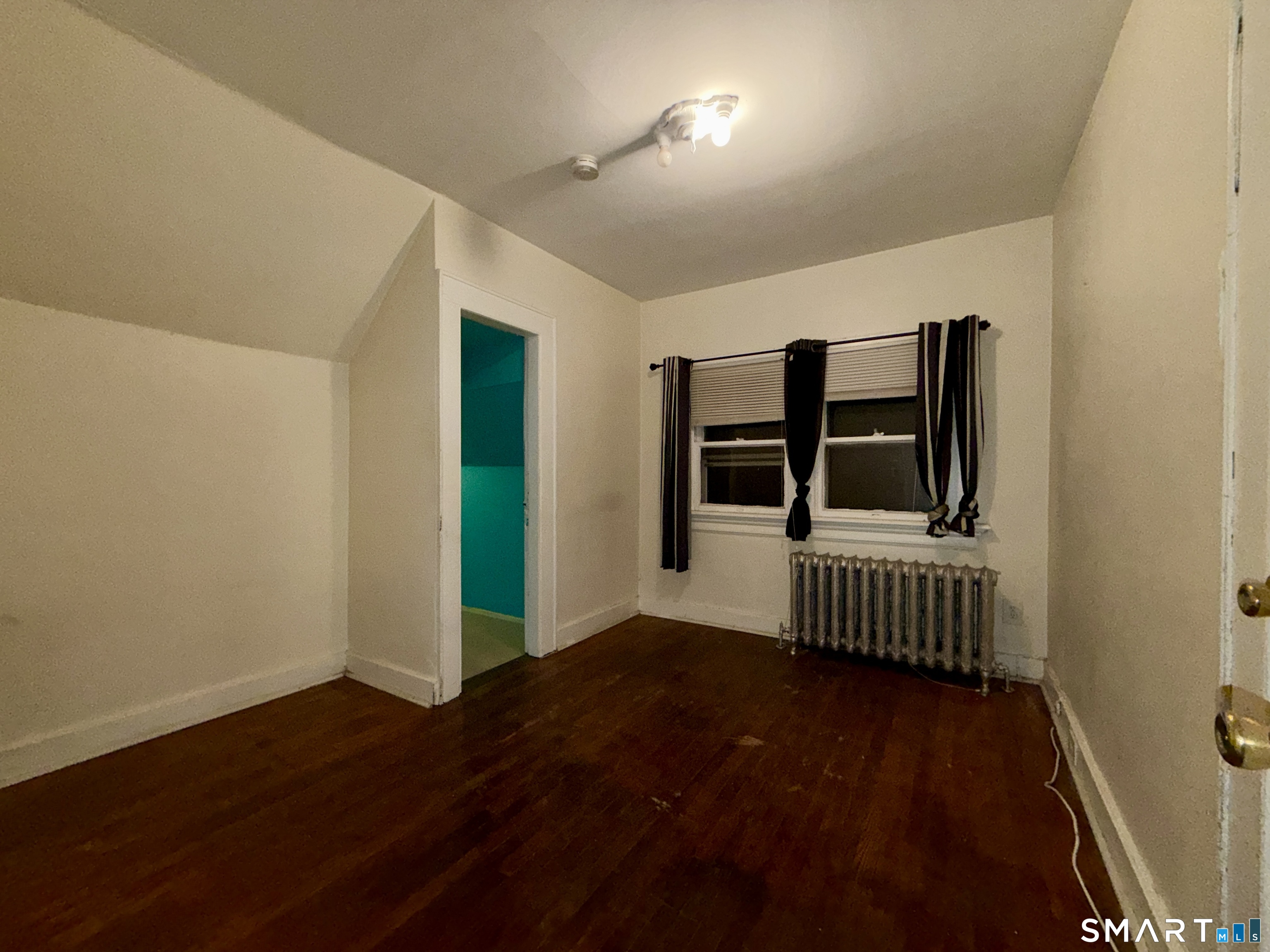 110 Coleman Street Bridgeport, CT 06604 - Photo 13 of 39