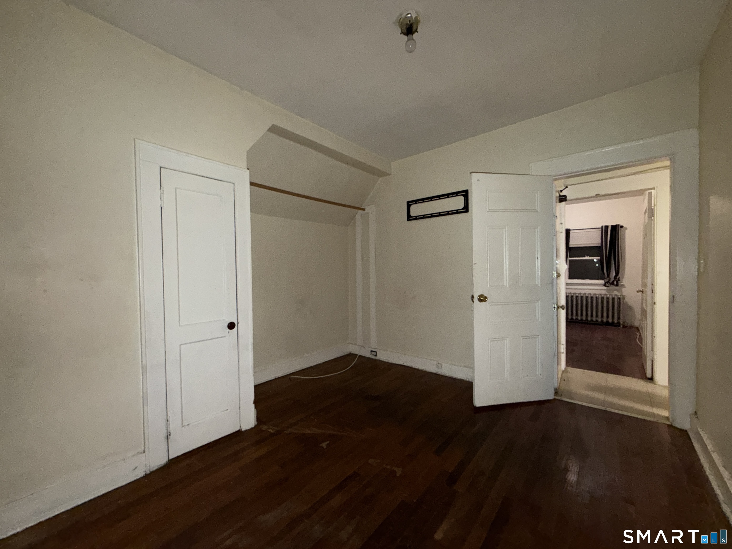110 Coleman Street Bridgeport, CT 06604 - Photo 14 of 39