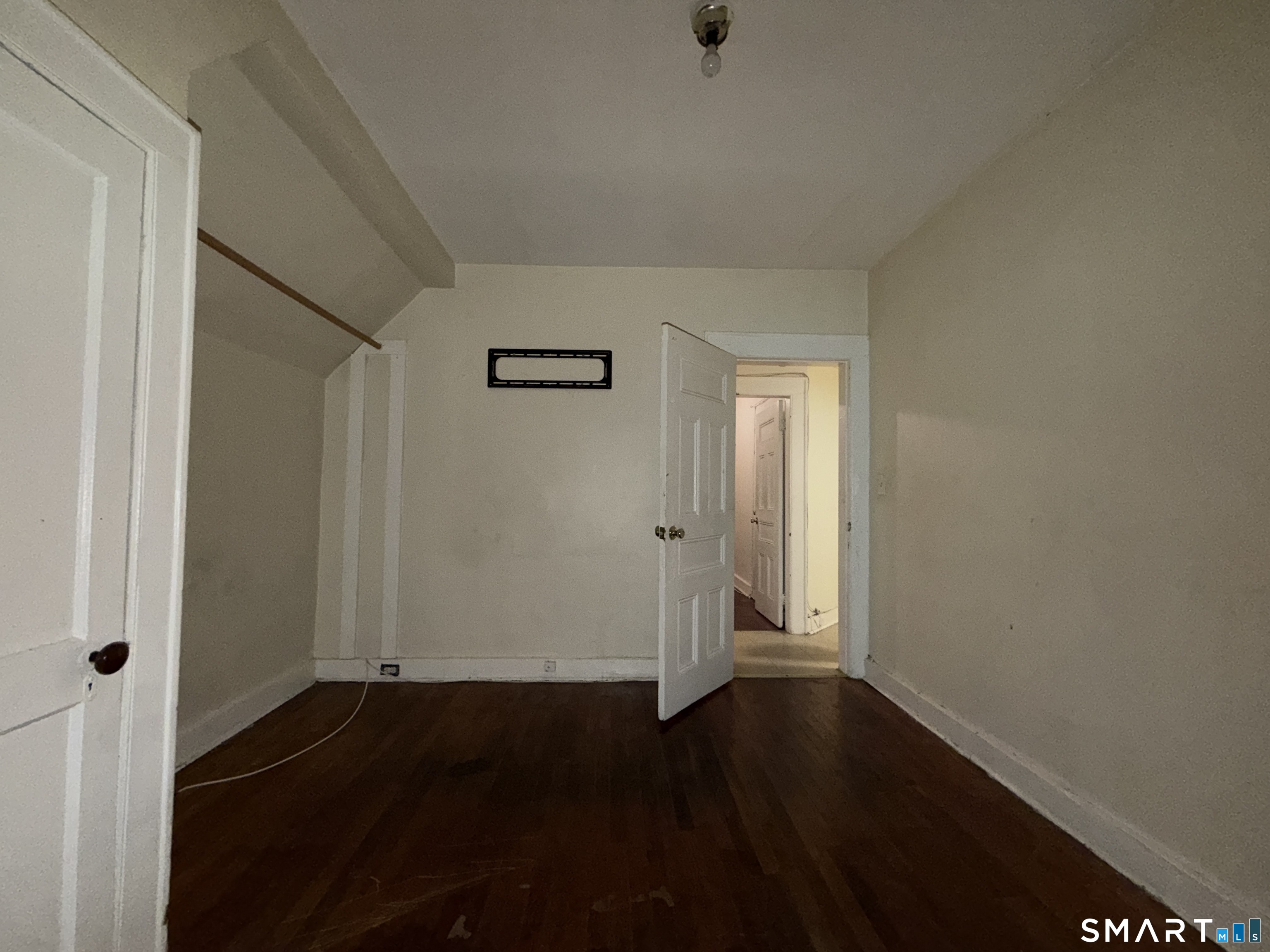 110 Coleman Street Bridgeport, CT 06604 - Photo 21 of 39