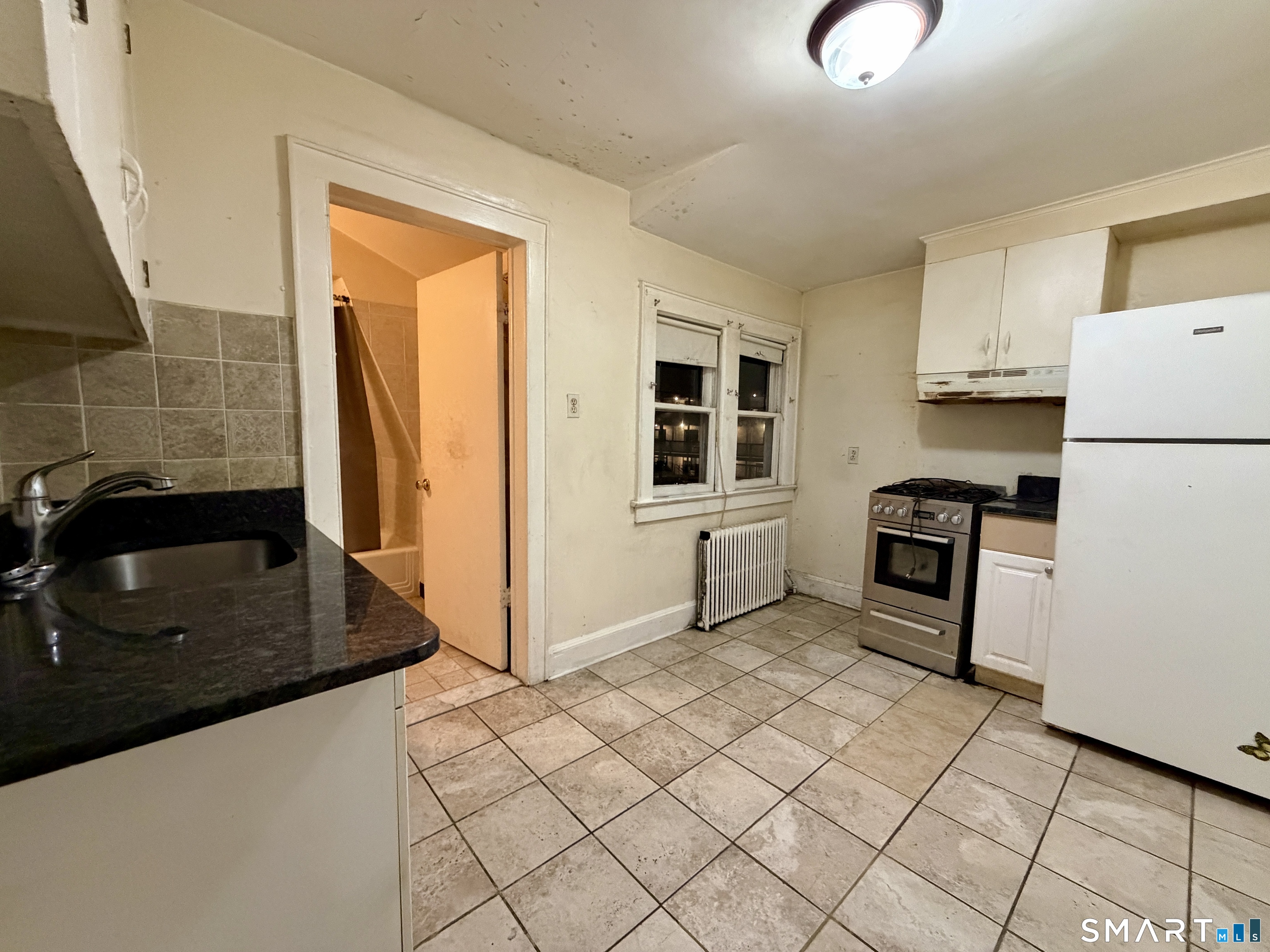 110 Coleman Street Bridgeport, CT 06604 - Photo 24 of 39