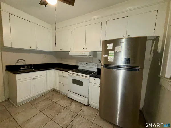 $599,900 | 110 Coleman Street, Bridgeport, CT 06604
