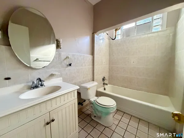 $599,900 | 110 Coleman Street, Bridgeport, CT 06604