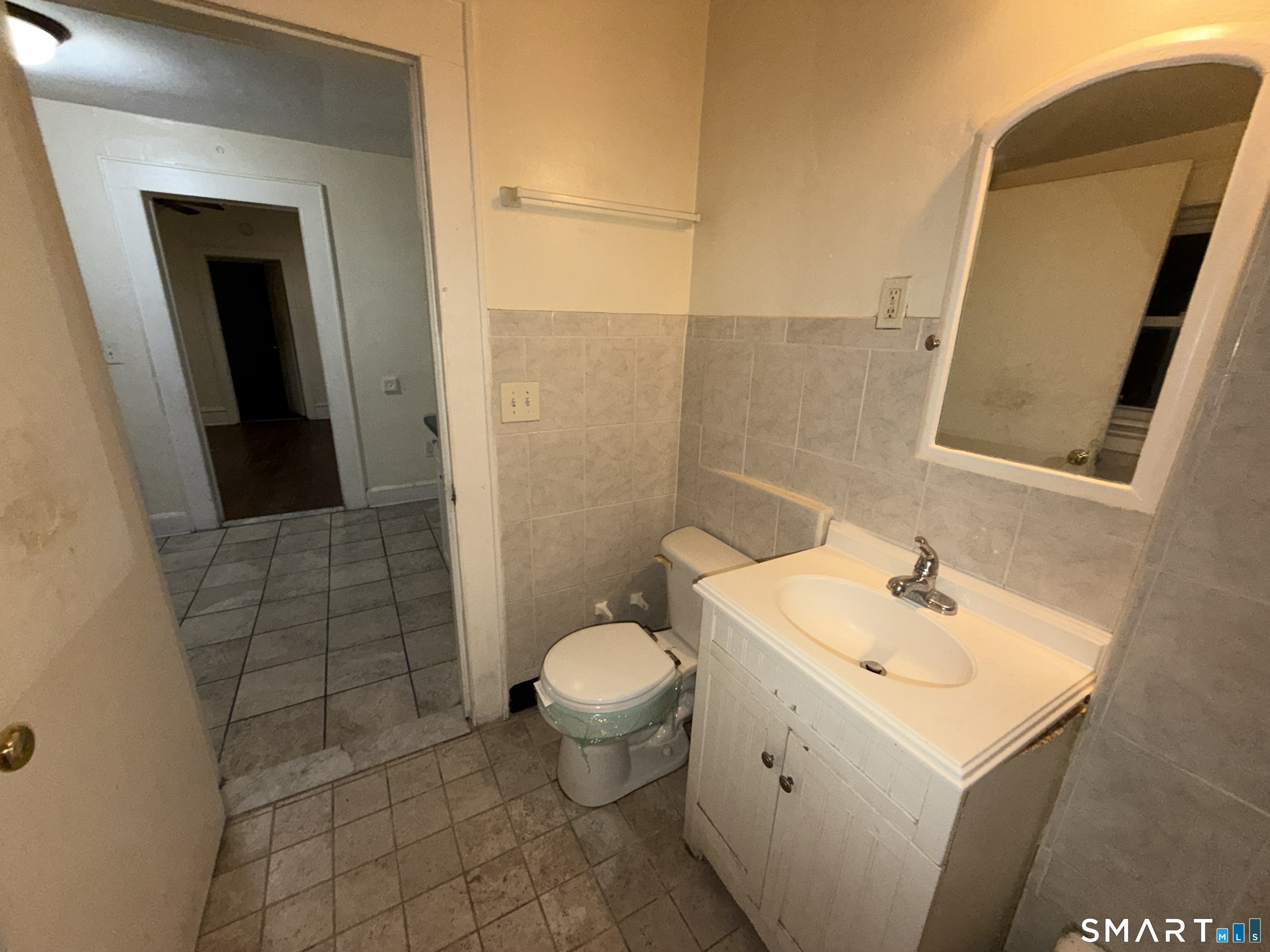 110 Coleman Street Bridgeport, CT 06604 - Photo 31 of 39