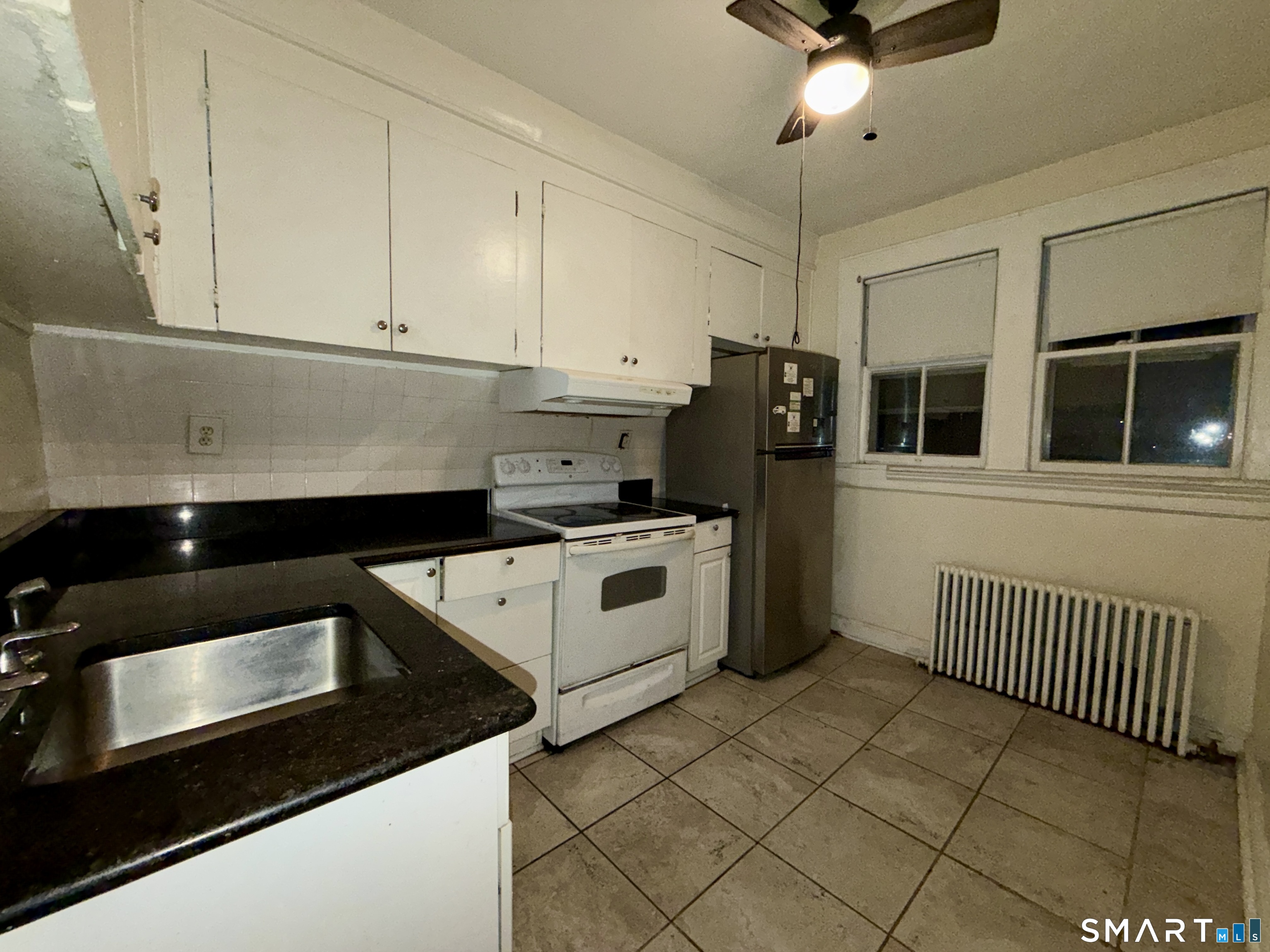 110 Coleman Street Bridgeport, CT 06604 - Photo 36 of 39