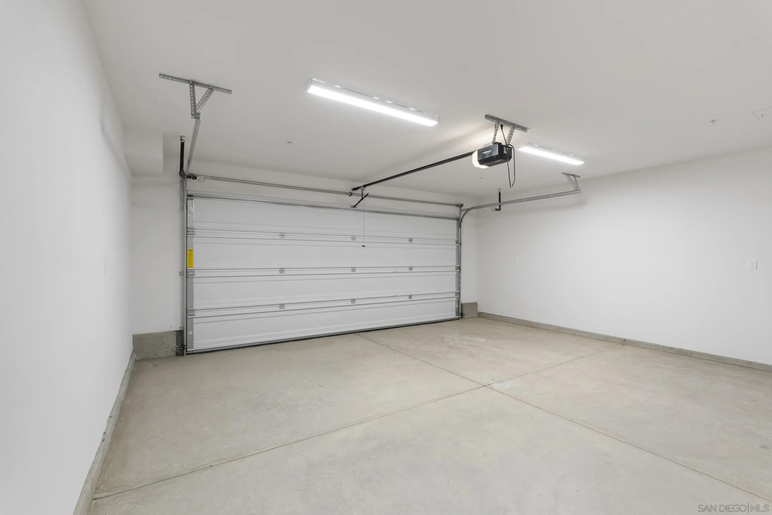 3309 Ruffin Road, Unit 15 San Diego, CA 92123 - Photo 37 of 40 Gallery Image 37