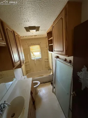 $67,236 | 1117 West 6th Street, La Junta, CO 81050