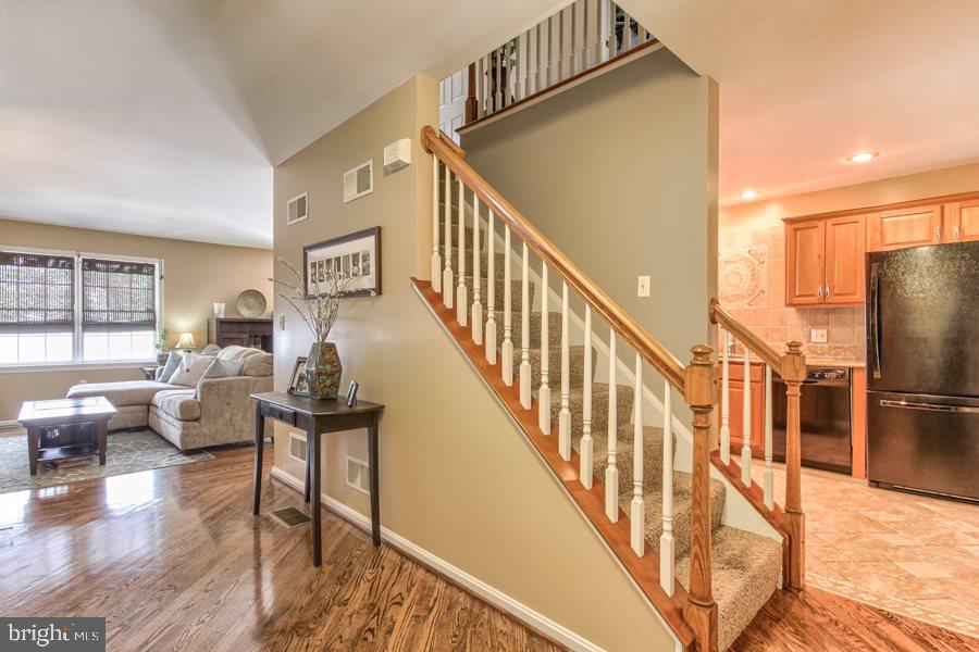 2247 Ionoff Road Harrisburg, PA 17110 - Photo 4 of 25 Gallery Image 4