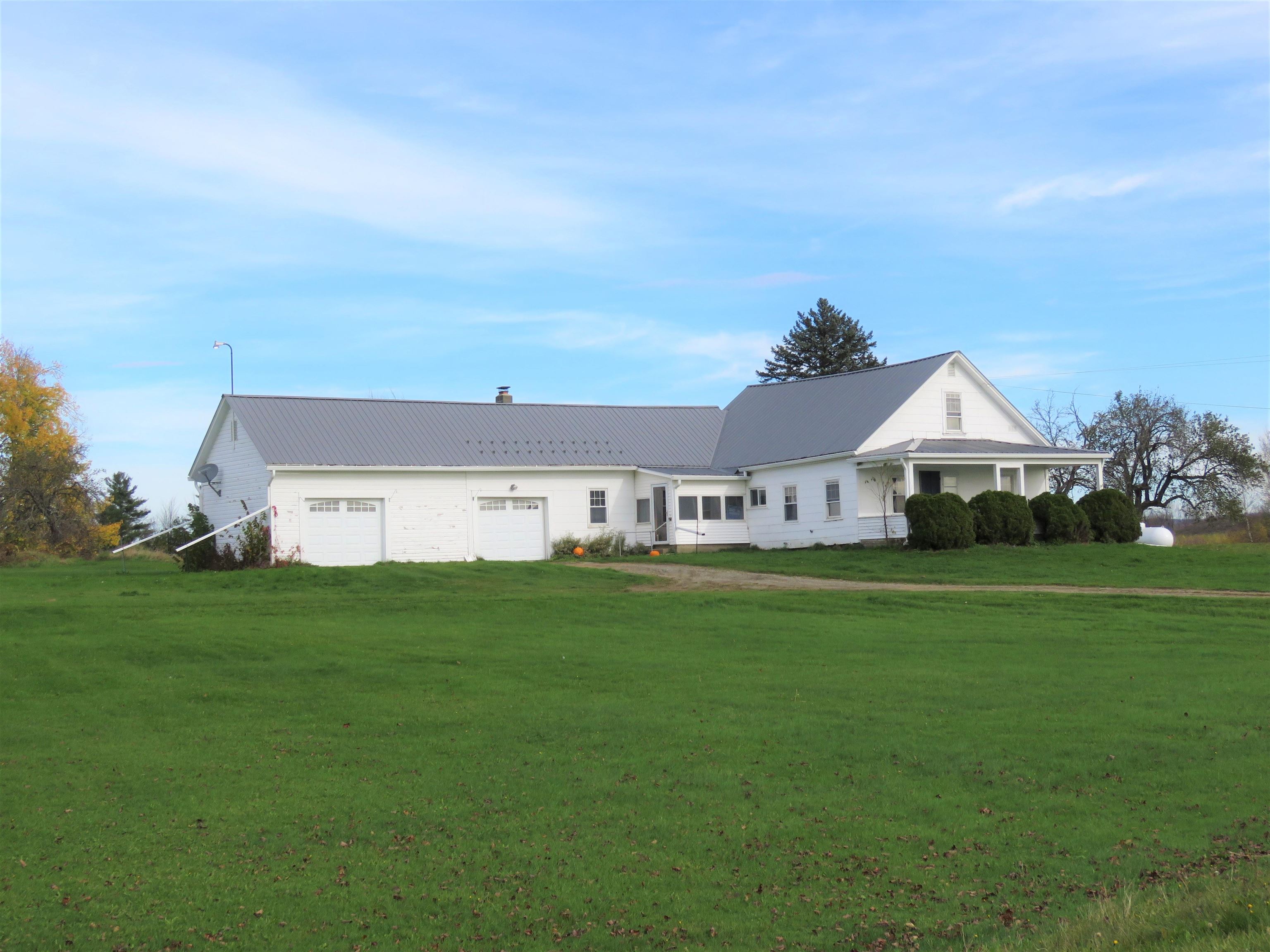 1893 Coventry Station Road Coventry, VT 05855 - Photo 2 of 36