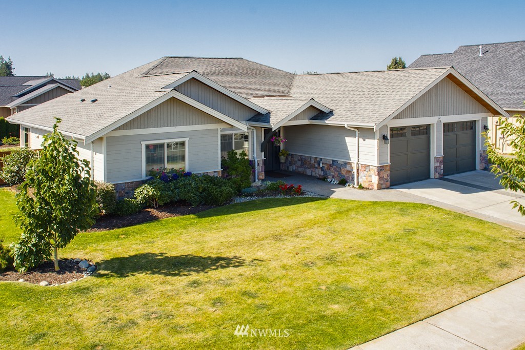 913 Hemlock Loop Lynden, WA 98264 - Photo 1 of 15 Gallery Image 1
