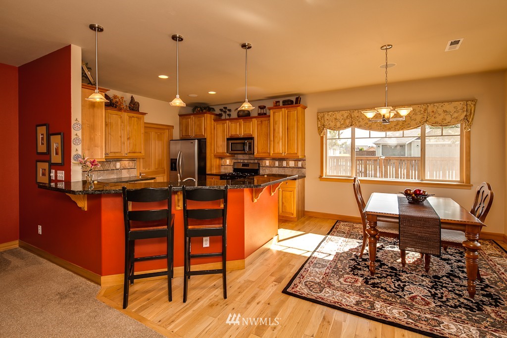 913 Hemlock Loop Lynden, WA 98264 - Photo 7 of 15 Gallery Image 7