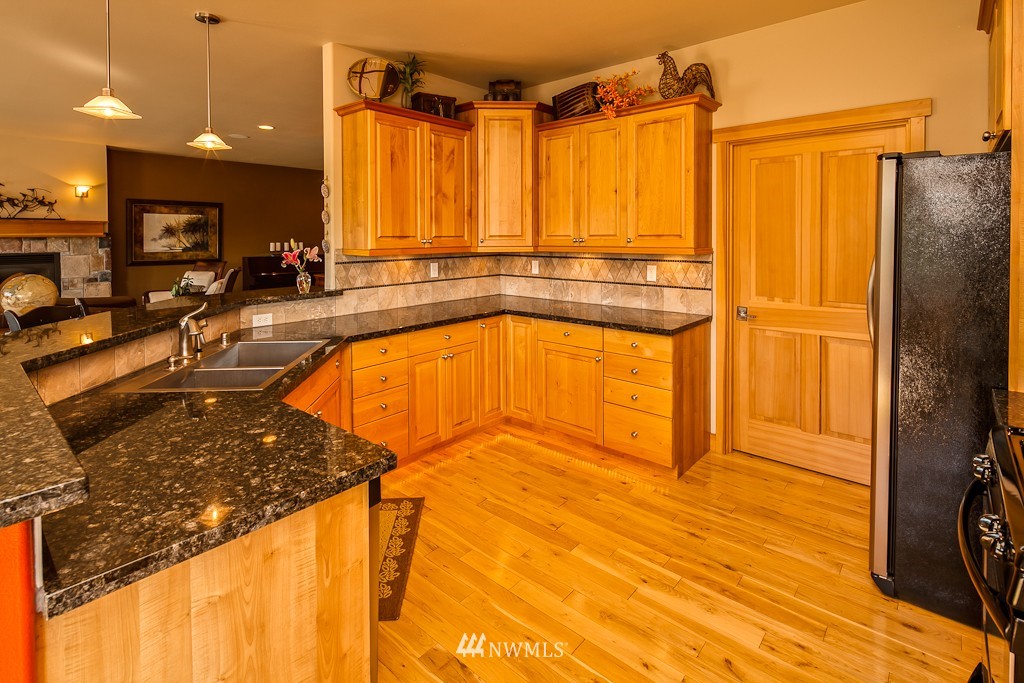 913 Hemlock Loop Lynden, WA 98264 - Photo 8 of 15 Gallery Image 8