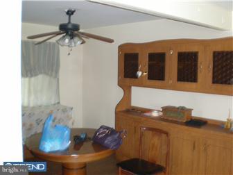 902 Woodlane Road Mount Holly, NJ 08060 - Photo 2 of 7