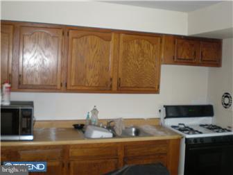 902 Woodlane Road Mount Holly, NJ 08060 - Photo 3 of 7