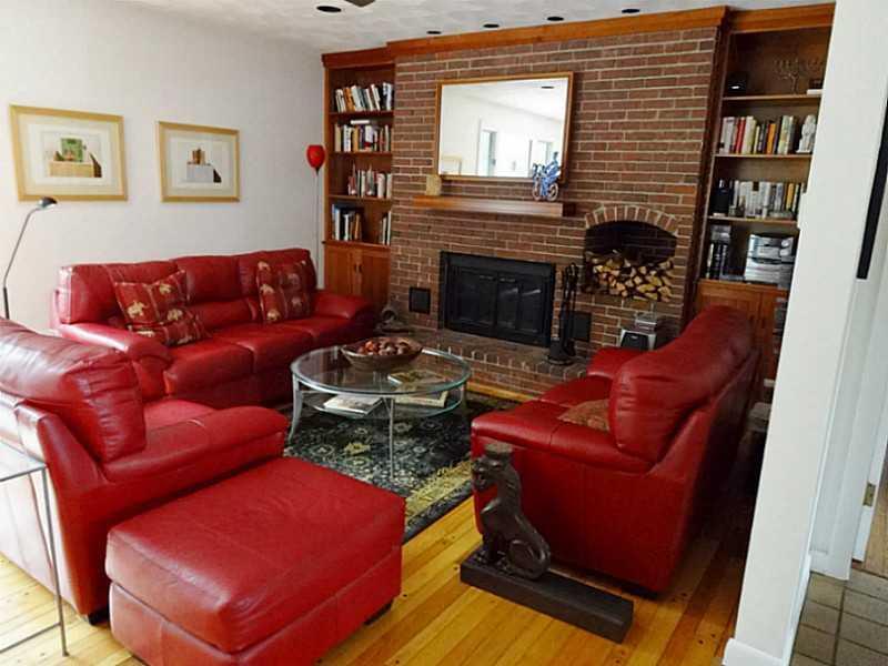 199 Burleigh Road Bangor, ME 04401 - Photo 8 of 35 Living Room.