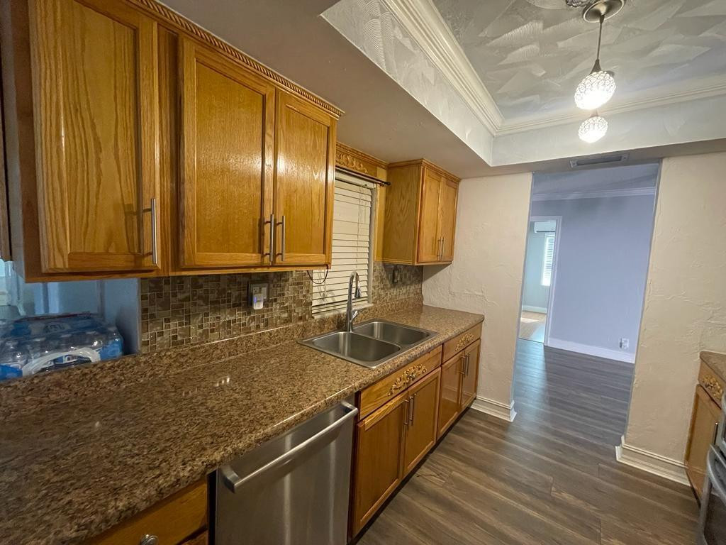 8241 Southwest 9th Street North Lauderdale, FL 33068 - Photo 4 of 11 Photo 4