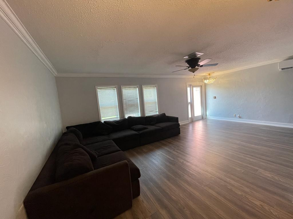 8241 Southwest 9th Street North Lauderdale, FL 33068 - Photo 5 of 11 Photo 5