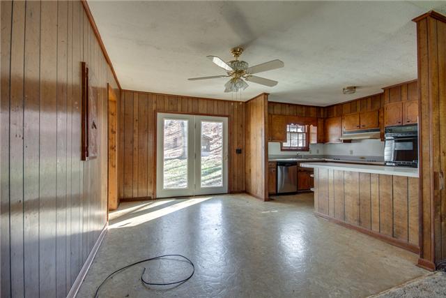 1595 Falls Branch Road Duck River, TN 38454 - Photo 8 of 19 Gallery Image 8