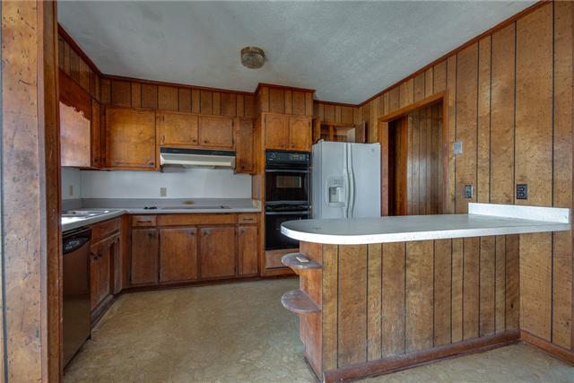 1595 Falls Branch Road Duck River, TN 38454 - Photo 9 of 19 Gallery Image 9