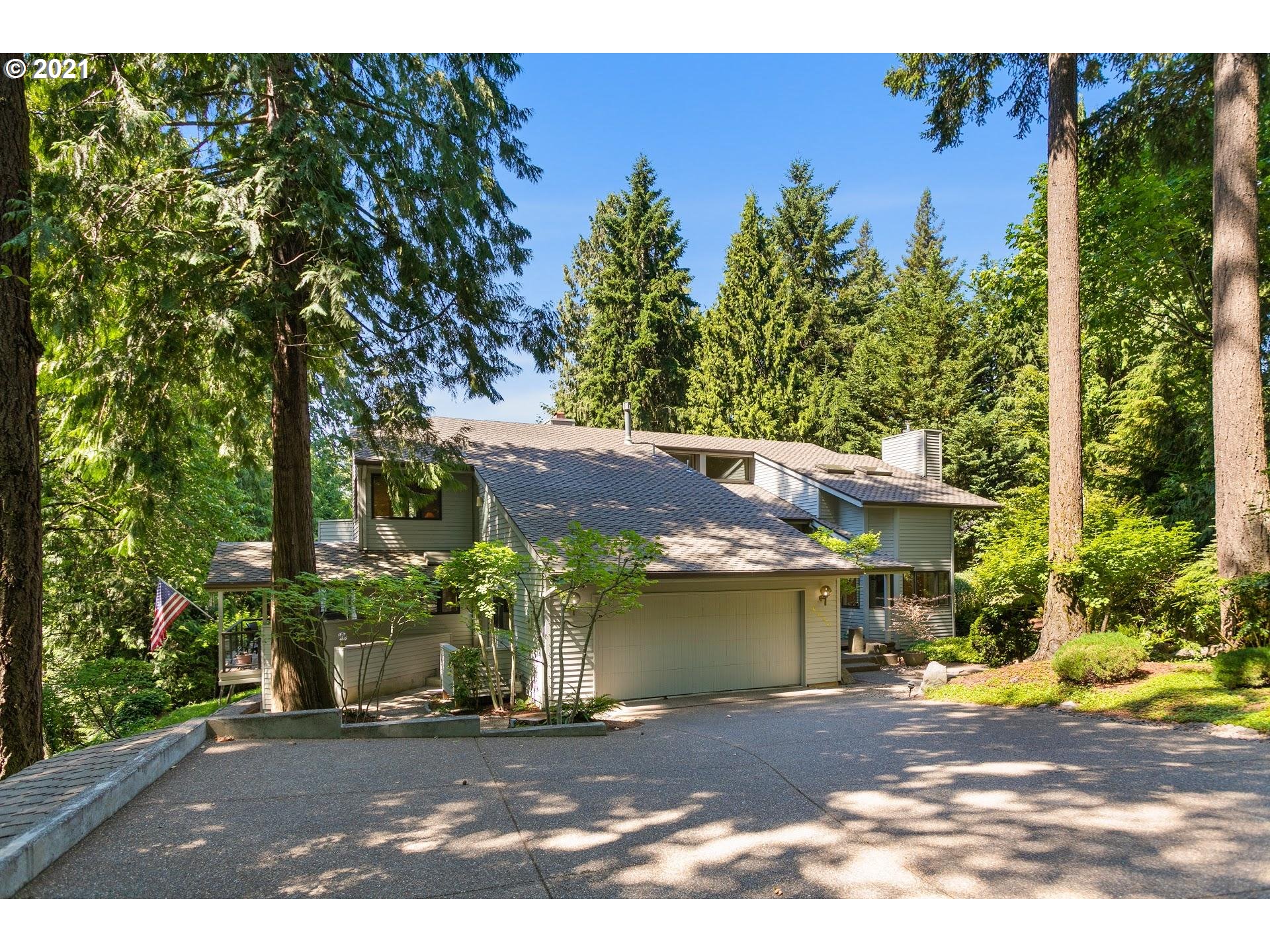 4823 Southwest Stonebrook Court Portland, OR 97239 - Photo 1 of 30 Gallery Image 1